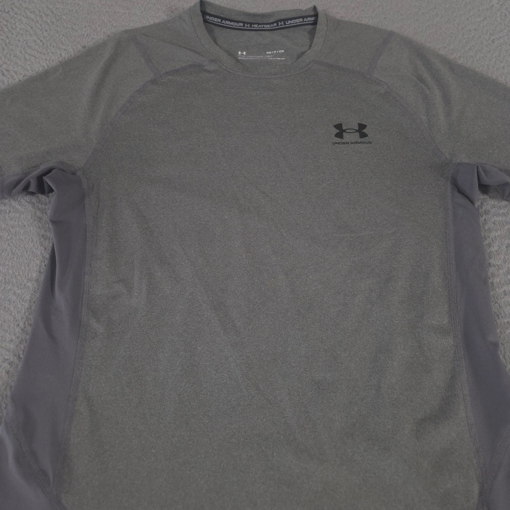 Under Armour Shirt Mens Small Grey HeatGear Fitted Short Sleeve Mesh Back Tech